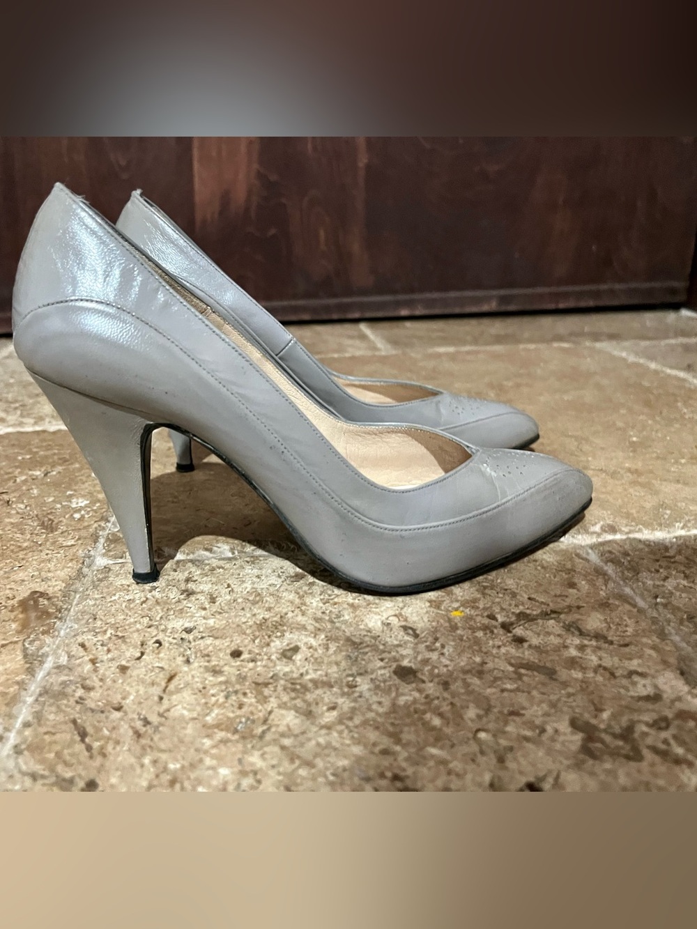 Vintage Classic Made in Spain Gray Pointed Toe Stiletto Heels